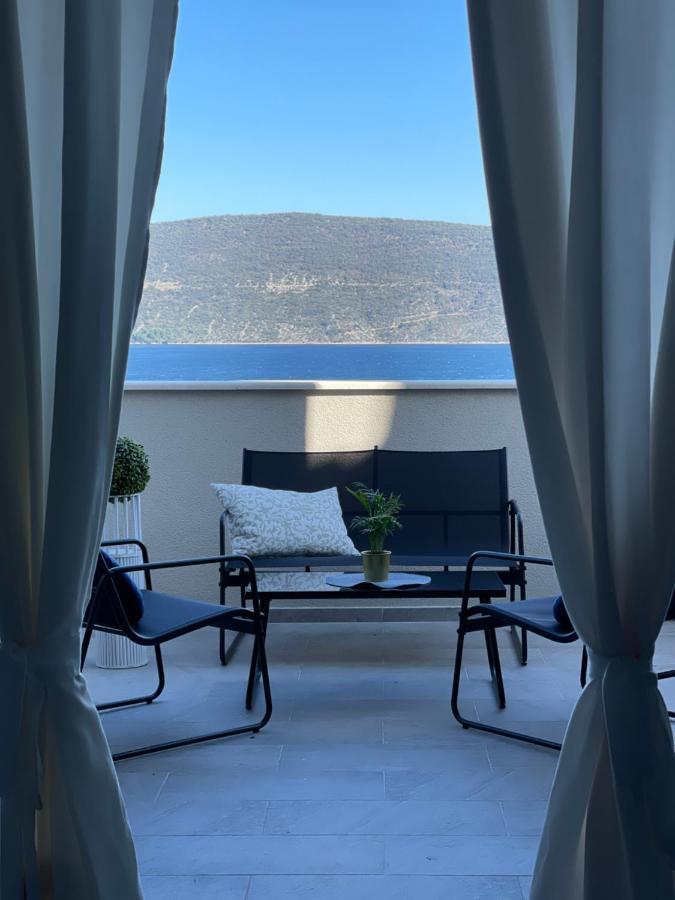 Villa Nika & Eva Cres Exteriör bild