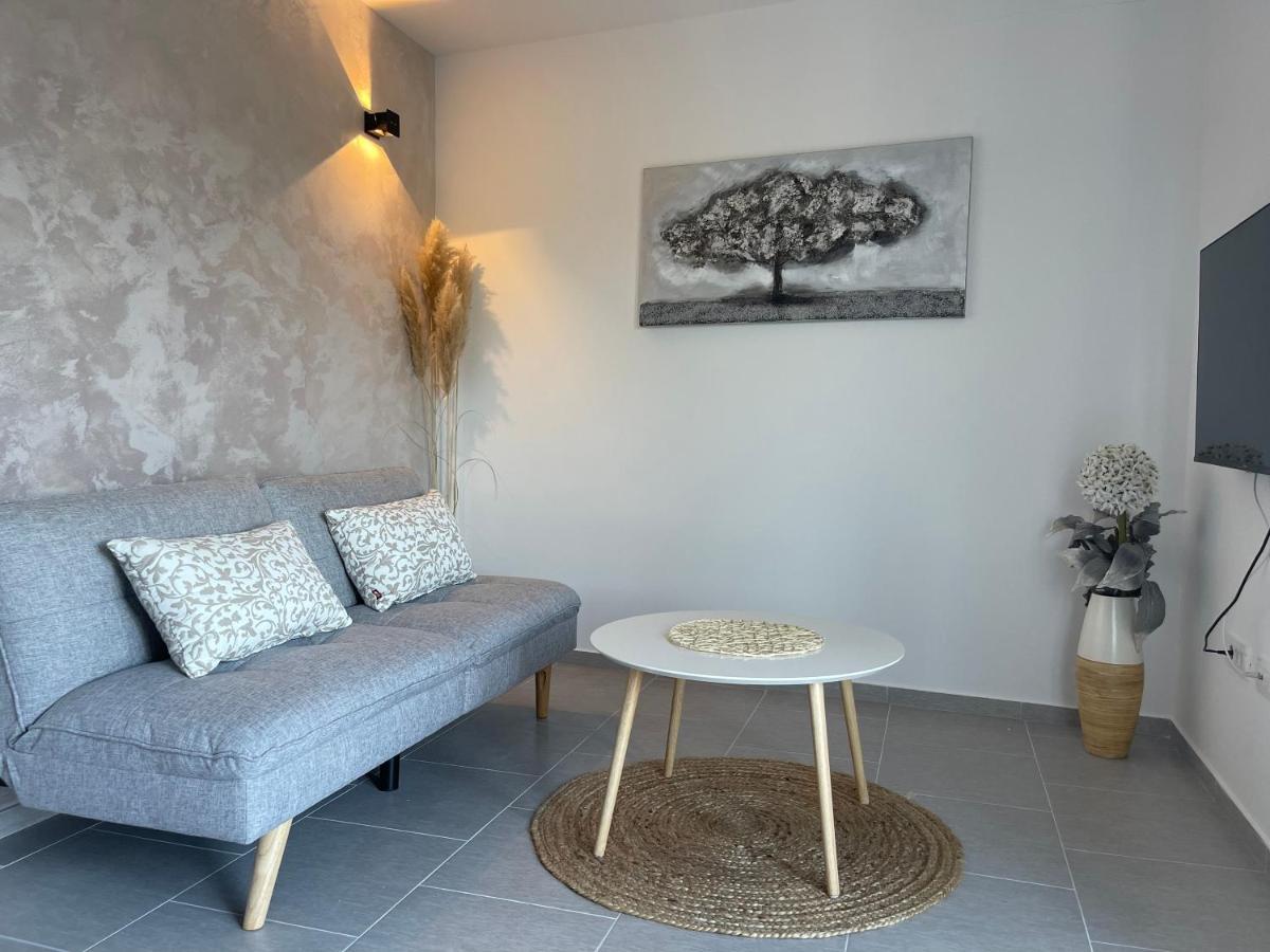 Villa Nika & Eva Cres Exteriör bild
